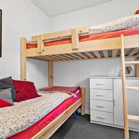 Three-bedroom In Sydals 펜션 Skovbyballe